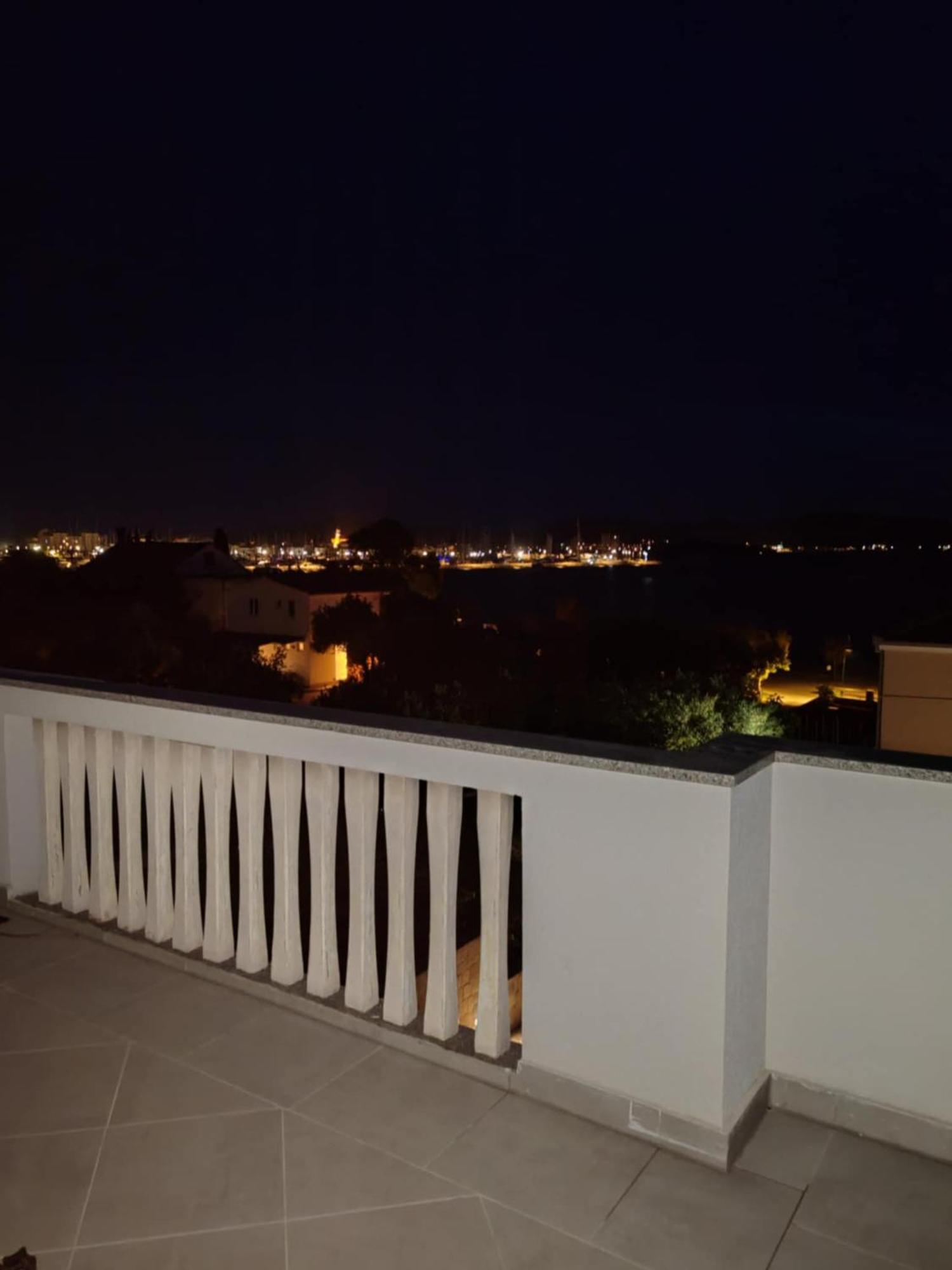 Apartments Bosana XIV Biograd Na Moru Exterior photo